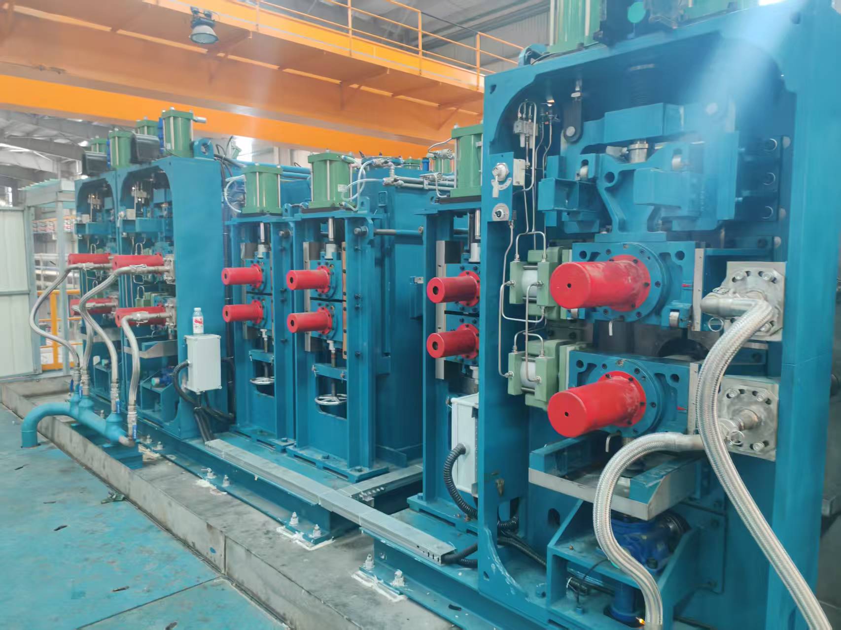 昱嵐新材料有限公司 拉矯機清洗段設(shè)備調(diào)試成功！(圖3)